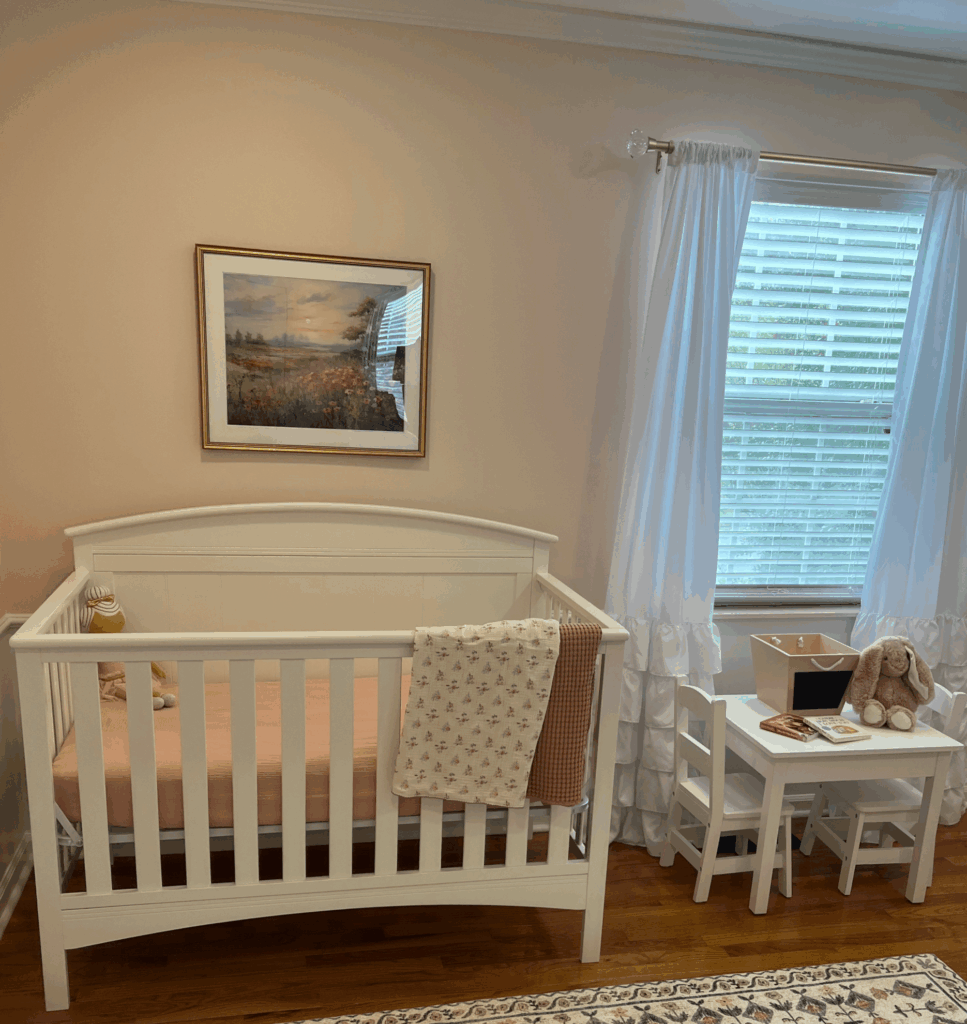 Gallery pic #4, Creech nursery for a baby girl.